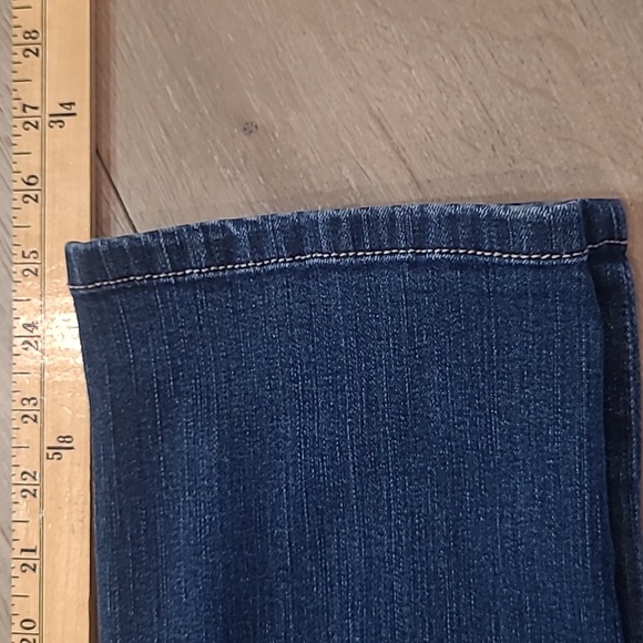 White House Black Market Jeans Women's sz 6 Crop Leg Mid Waist Denim Jeans - Picture 12 of 13